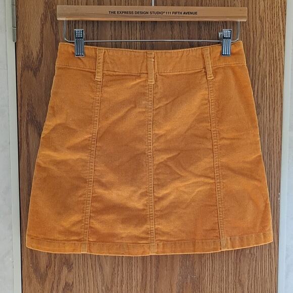 Forever21 Corduroy Button Front Mini Skirt S Y2K Revival Fall Neutral Academia - Picture 4 of 10